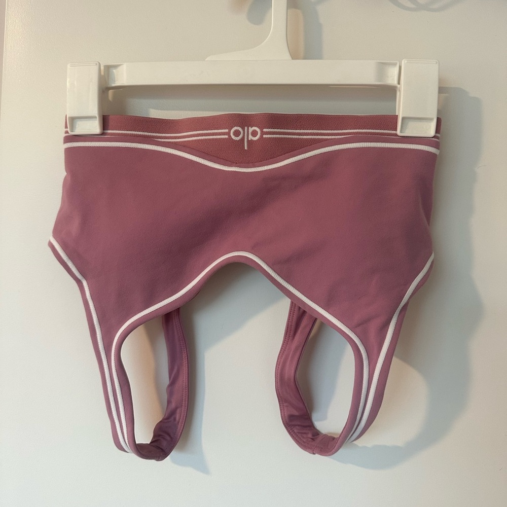 NWOT Alo Yoga Airbrush Heart Throb Bra in Pink Wild Rose/White XS - Picture 6 of 12
